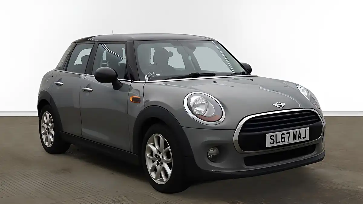 Used 2017 MINI Hatch Cooper Grey - Front View