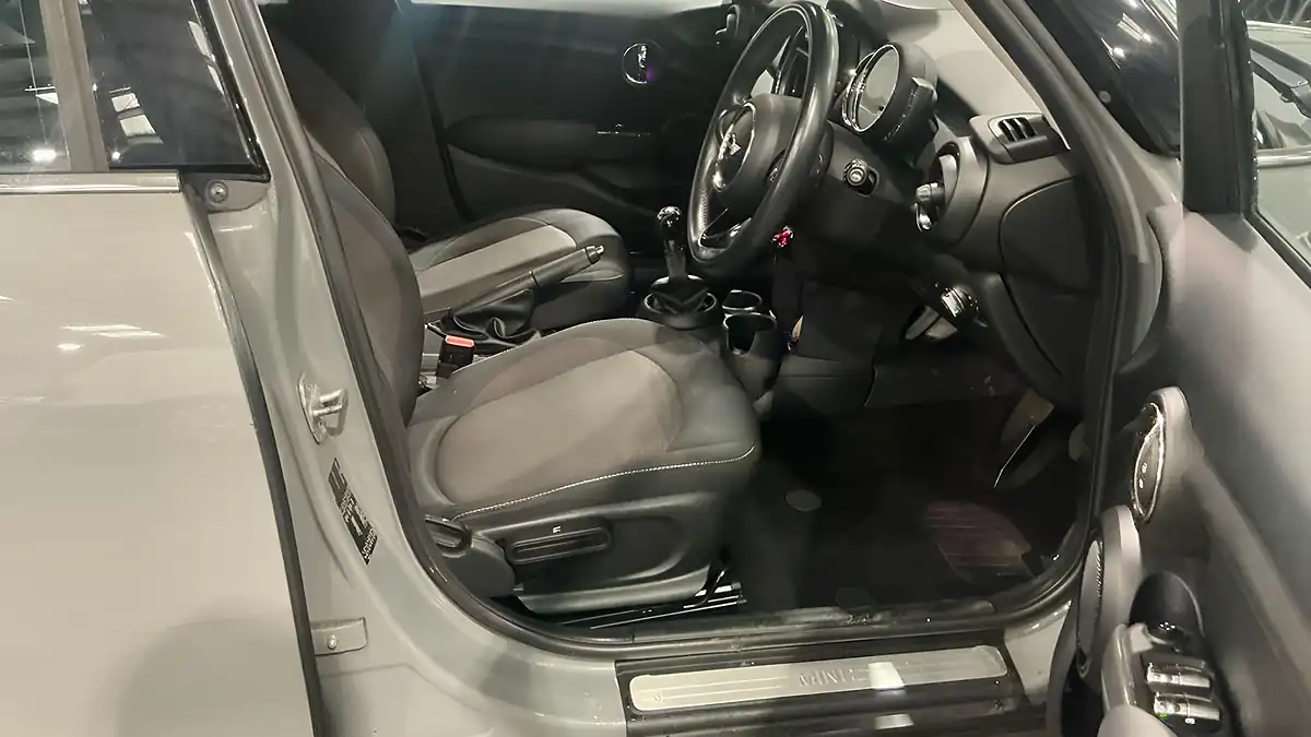 Used 2017 MINI Hatch Cooper Grey - Interior and Exterior details 11