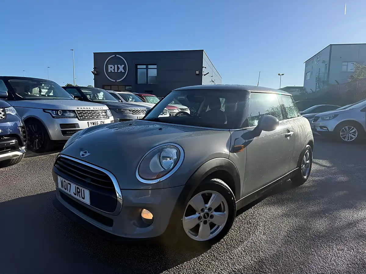 Used 2017 MINI Hatch Cooper Grey - Interior and Exterior details 2