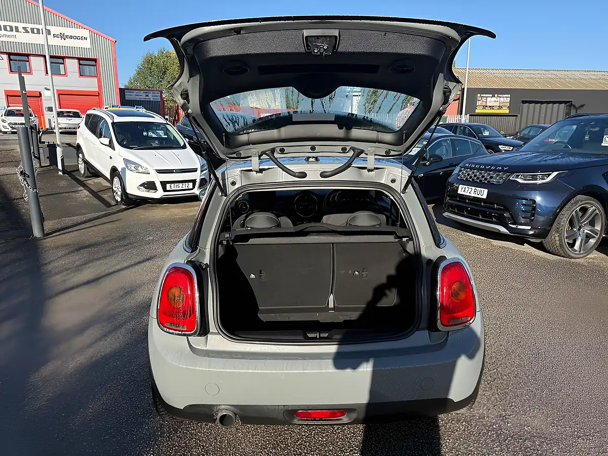 Used 2017 MINI Hatch Cooper Grey - Interior and Exterior details 7
