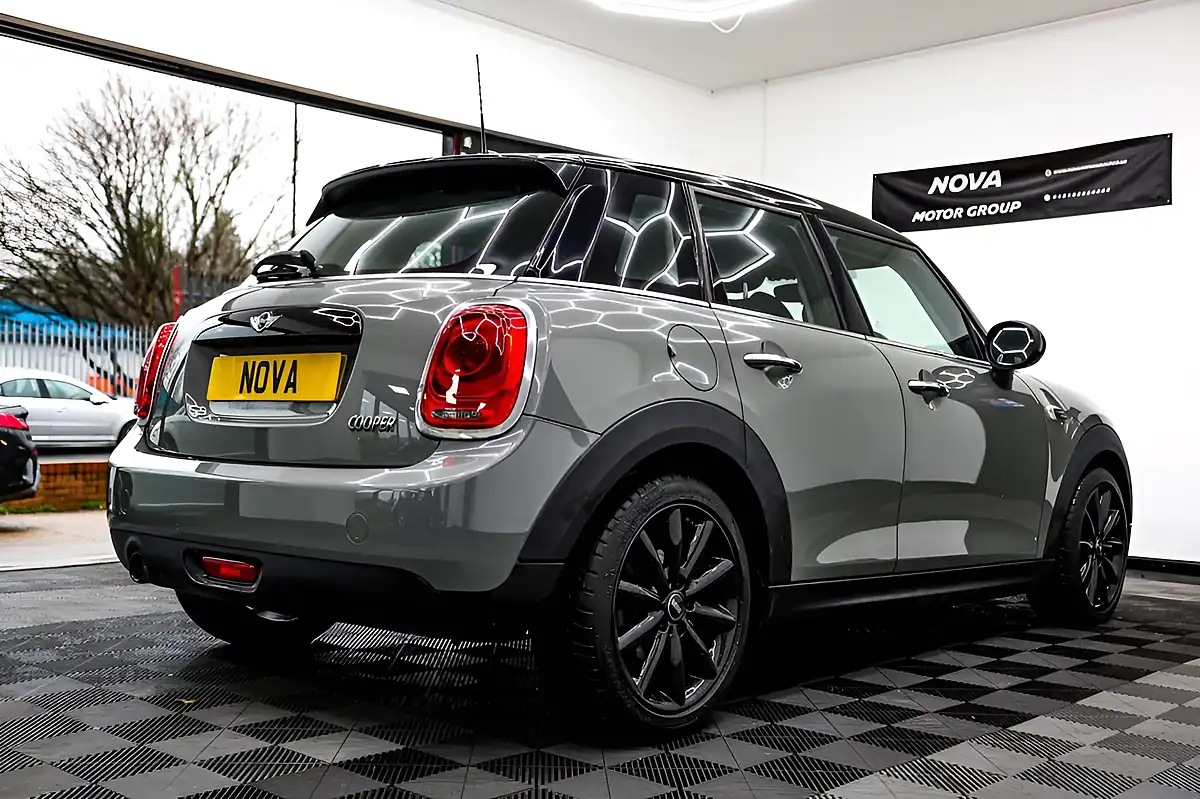 Used 2017 MINI Hatch Cooper Grey - Interior and Exterior details 10