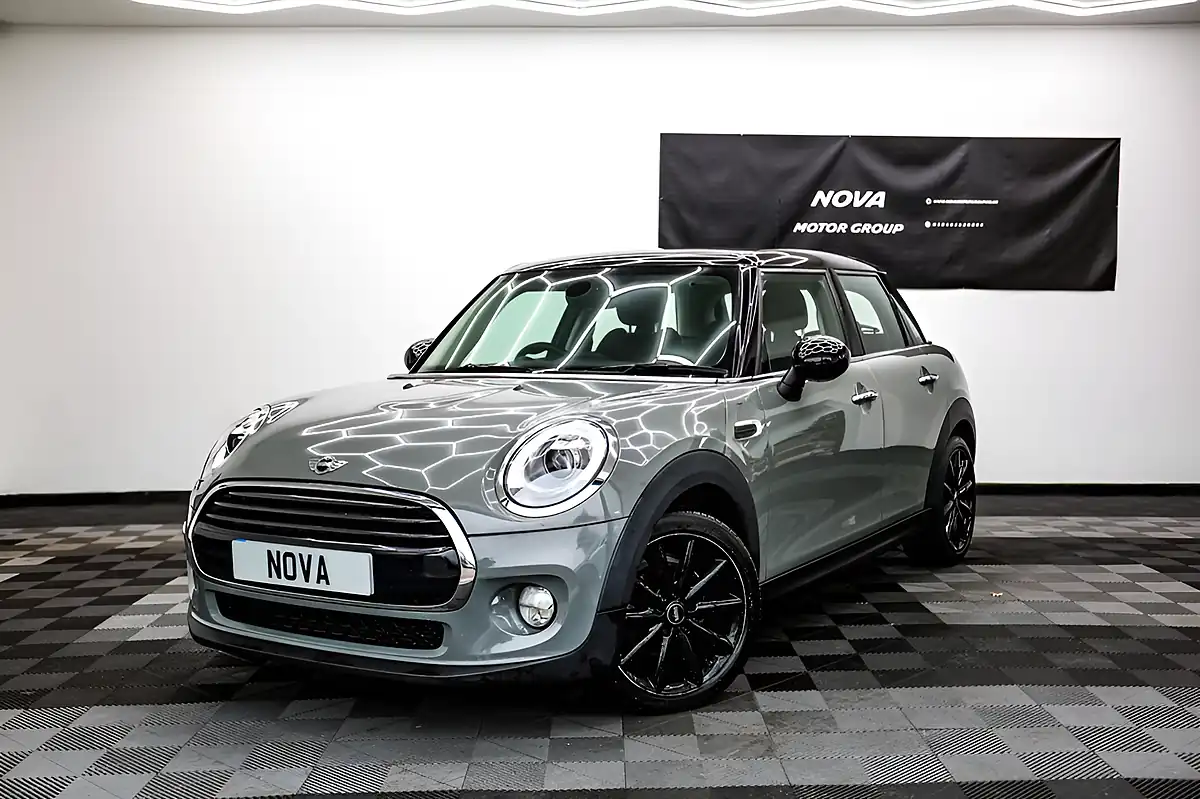 Used 2017 MINI Hatch Cooper Grey - Interior and Exterior details 2