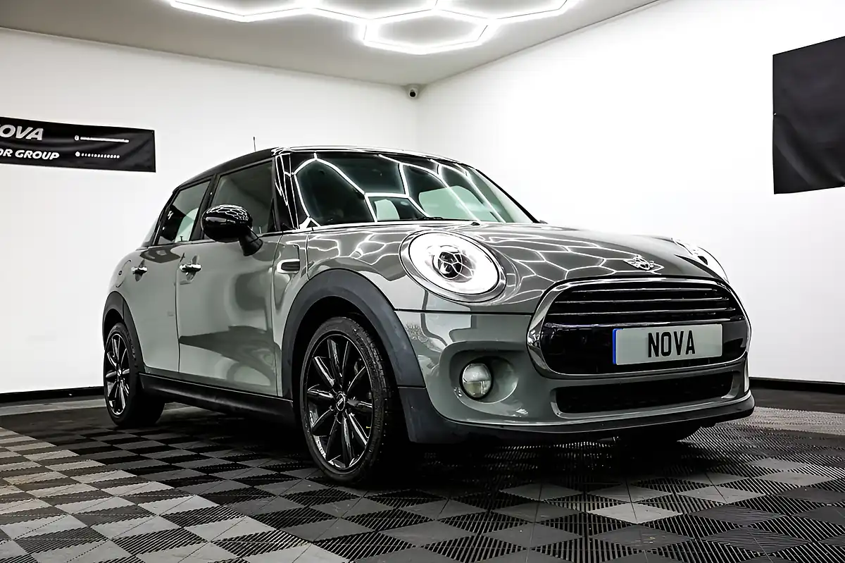 Used 2017 MINI Hatch Cooper Grey - Interior and Exterior details 3