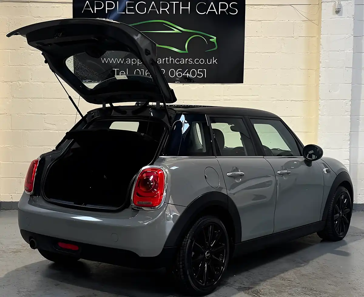 Used 2017 MINI Hatch Cooper Grey - Interior and Exterior details 4