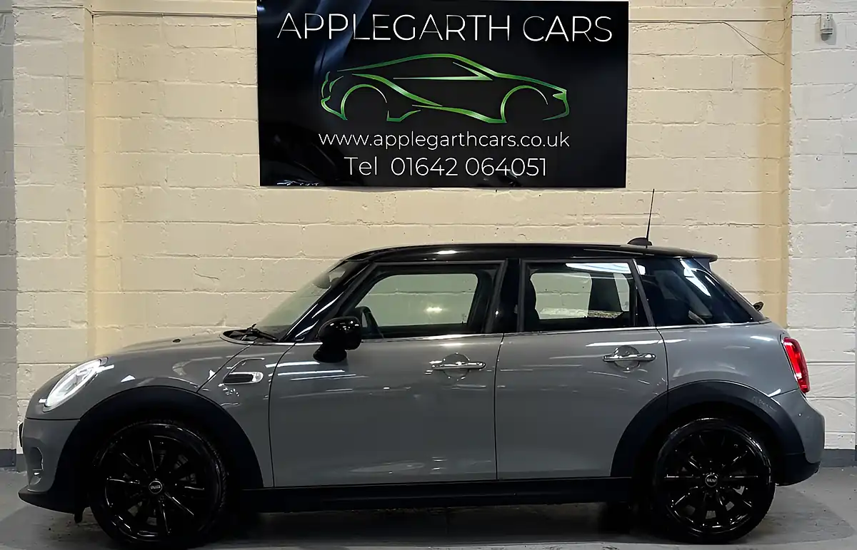 Used 2017 MINI Hatch Cooper Grey - Interior and Exterior details 6