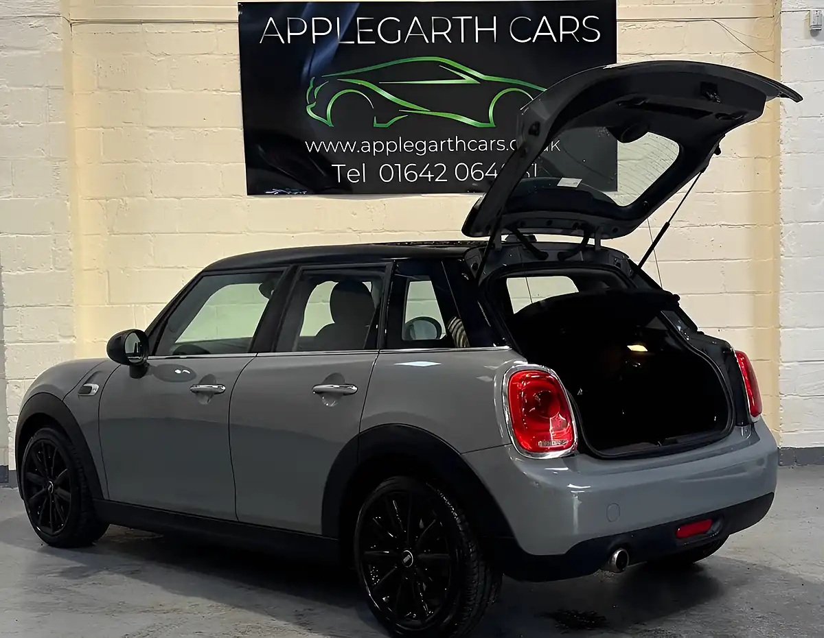 Used 2017 MINI Hatch Cooper Grey - Interior and Exterior details 8