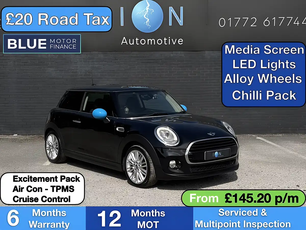 Used 2017 MINI Hatch Cooper Midnight Black - Front View