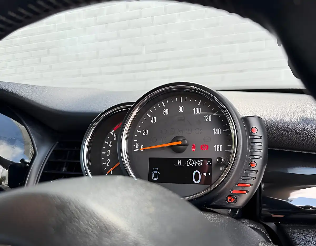 Used 2017 MINI Hatch Cooper Midnight Black - Interior and Exterior details 13