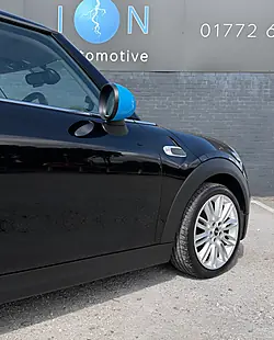 Used 2017 MINI Hatch Cooper Midnight Black - Interior and Exterior details 6