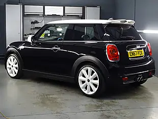 Used 2017 MINI Hatch Cooper Midnight Black - Interior and Exterior details 10