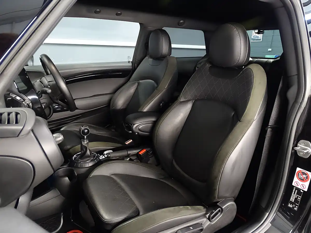 Used 2017 MINI Hatch Cooper Midnight Black - Interior and Exterior details 14