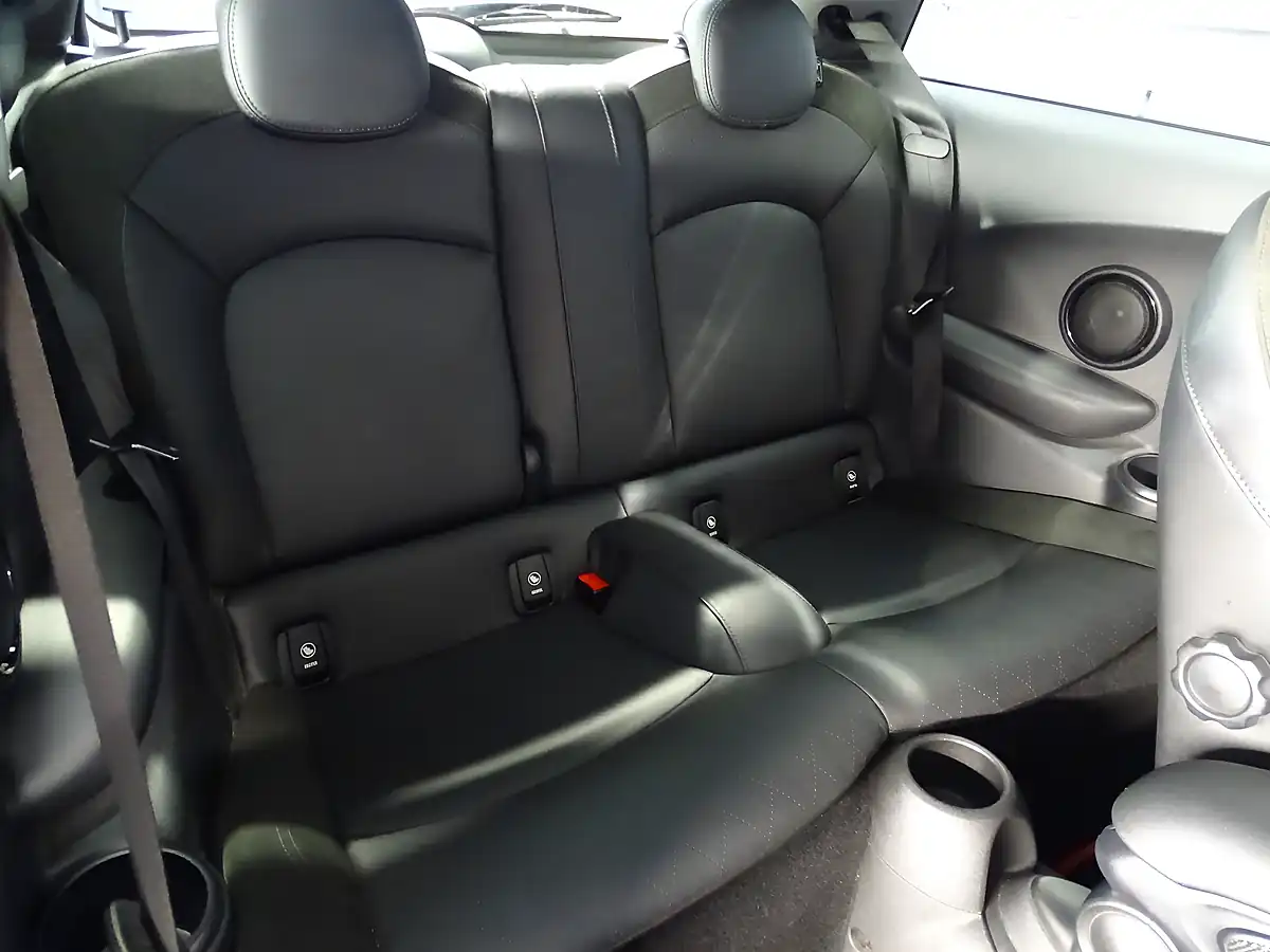 Used 2017 MINI Hatch Cooper Midnight Black - Interior and Exterior details 17