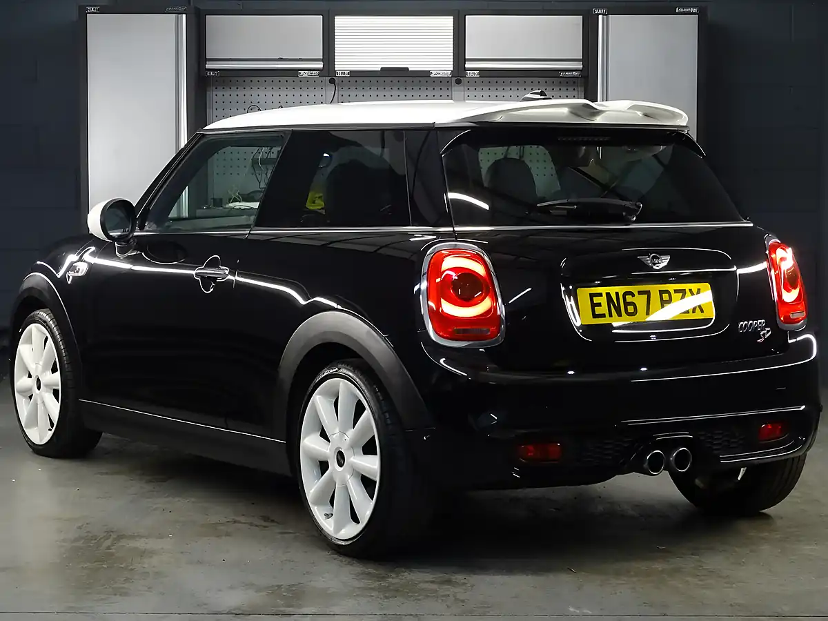 Used 2017 MINI Hatch Cooper Midnight Black - Interior and Exterior details 9