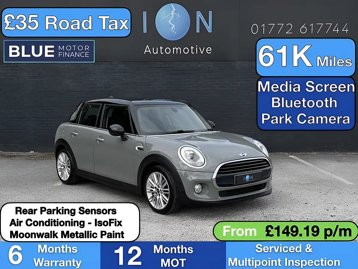 Used 2017 MINI Hatch Cooper Moonwalk Grey Metallic - Front View