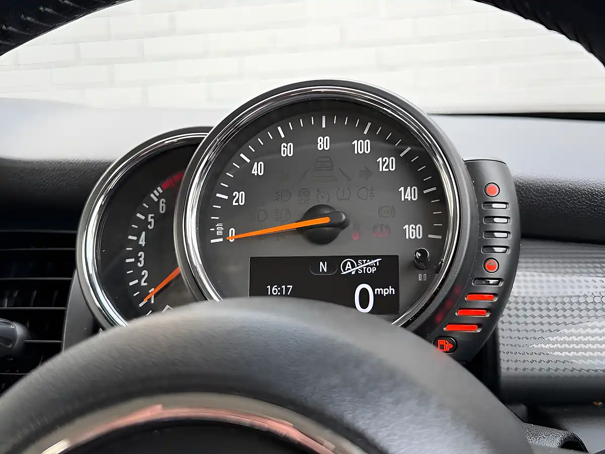 Used 2017 MINI Hatch Cooper Moonwalk Grey Metallic - Interior and Exterior details 14