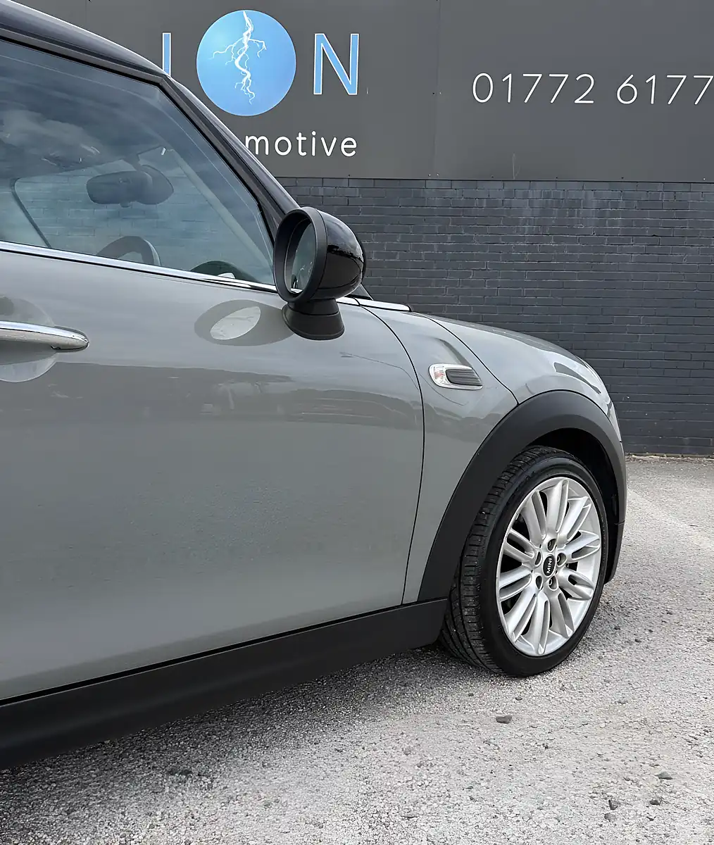 Used 2017 MINI Hatch Cooper Moonwalk Grey Metallic - Interior and Exterior details 6