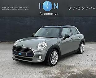 Used 2017 MINI Hatch Cooper Moonwalk Grey Metallic - Interior and Exterior details 9