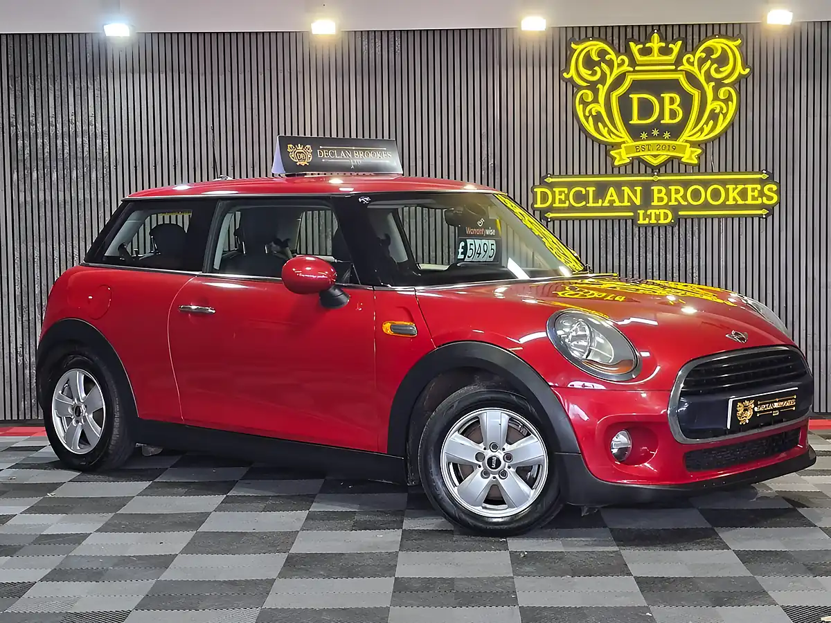 Used 2017 MINI Hatch Cooper Red - Front View