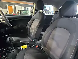 Used 2017 MINI Hatch Cooper Red - Interior and Exterior details 10