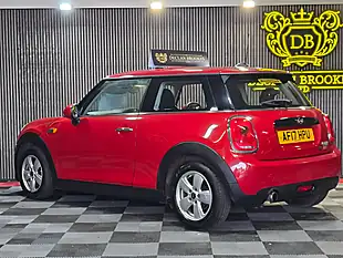 Used 2017 MINI Hatch Cooper Red - Interior and Exterior details 5