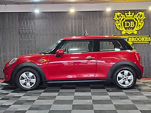 Used 2017 MINI Hatch Cooper Red - Interior and Exterior details 6