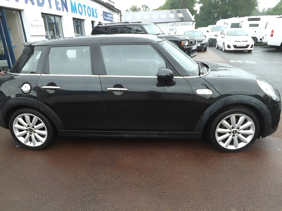 Used 2017 MINI Hatch Cooper S Black - Interior and Exterior details 12