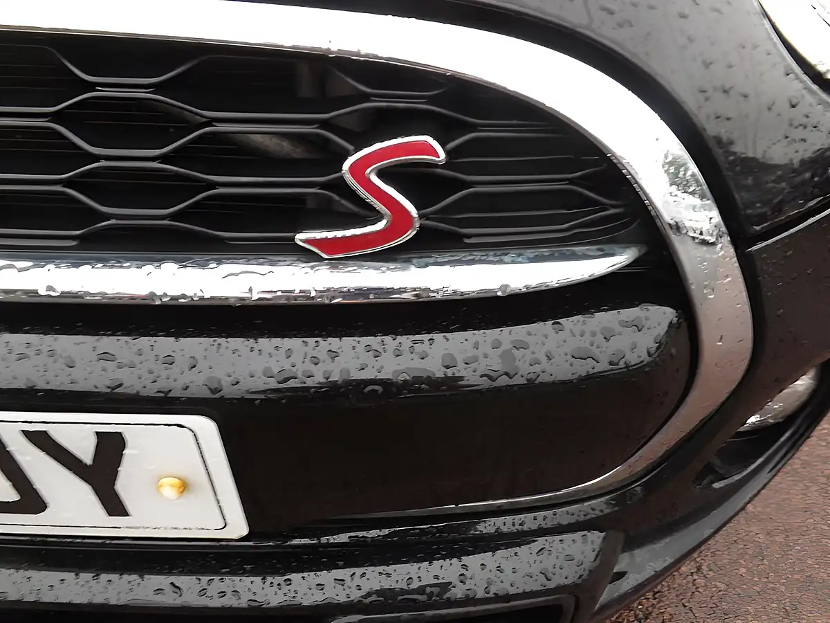 Used 2017 MINI Hatch Cooper S Black - Interior and Exterior details 3