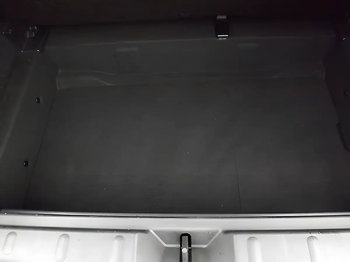 Used 2017 MINI Hatch Cooper S Black - Interior and Exterior details 9