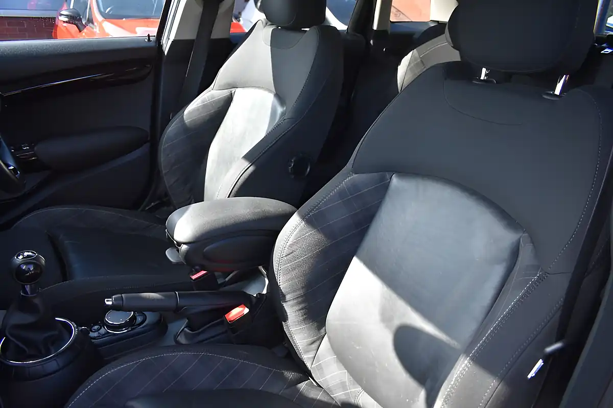 Used 2017 MINI Hatch Cooper S Black - Interior and Exterior details 10