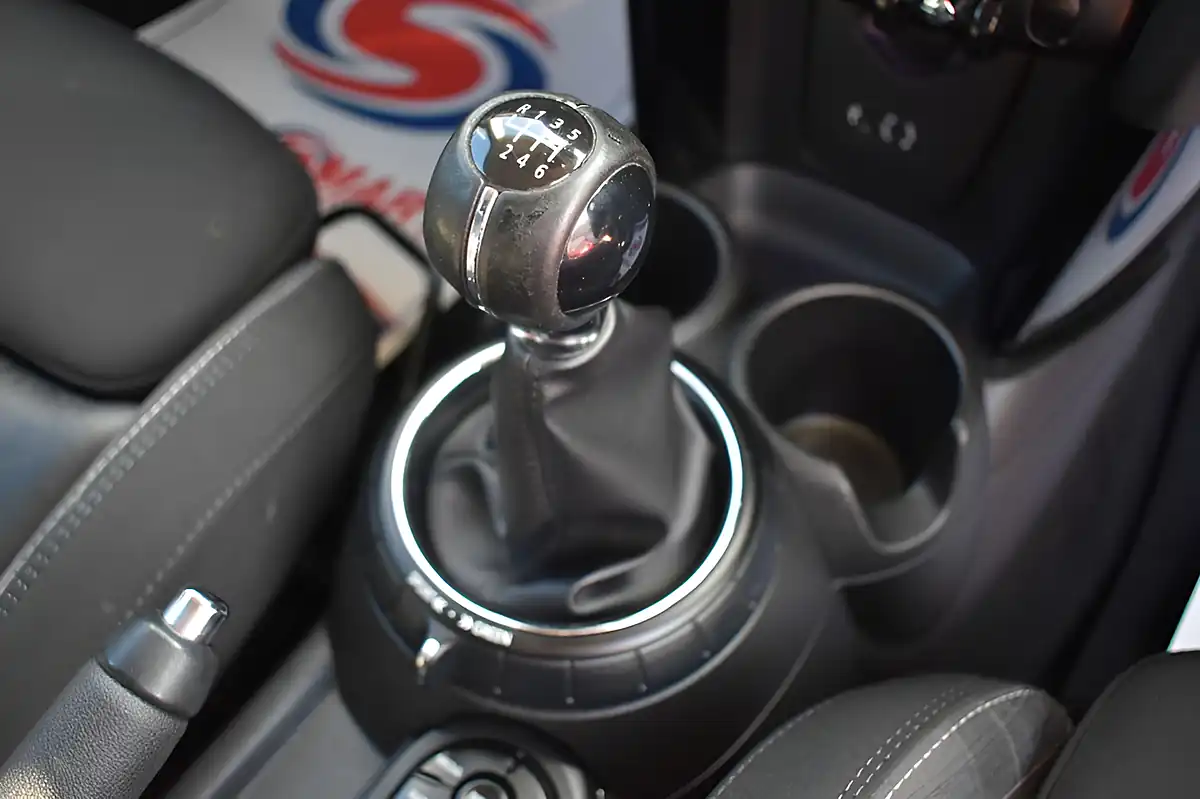 Used 2017 MINI Hatch Cooper S Black - Interior and Exterior details 17