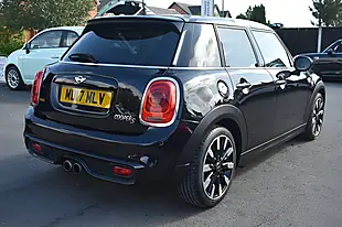 Used 2017 MINI Hatch Cooper S Black - Interior and Exterior details 6