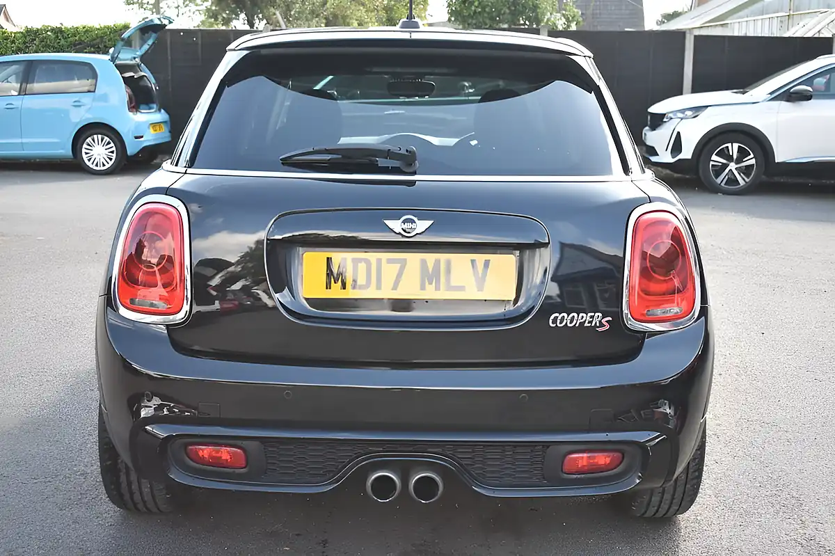Used 2017 MINI Hatch Cooper S Black - Interior and Exterior details 7