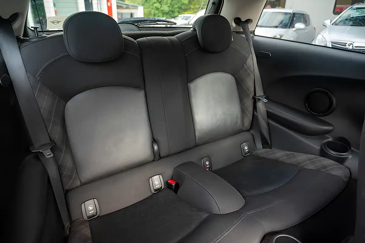 Used 2017 MINI Hatch Cooper S Chilli Red - Interior and Exterior details 16