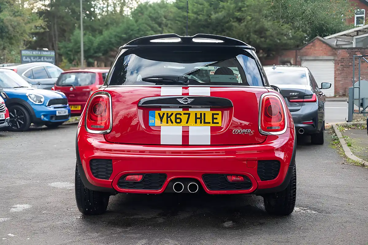 Used 2017 MINI Hatch Cooper S Chilli Red - Interior and Exterior details 7