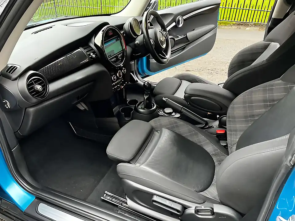 Used 2017 MINI Hatch Cooper S Electric Blue - Interior and Exterior details 12