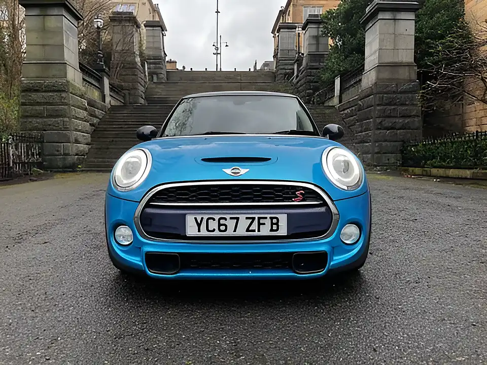 Used 2017 MINI Hatch Cooper S Electric Blue - Interior and Exterior details 4