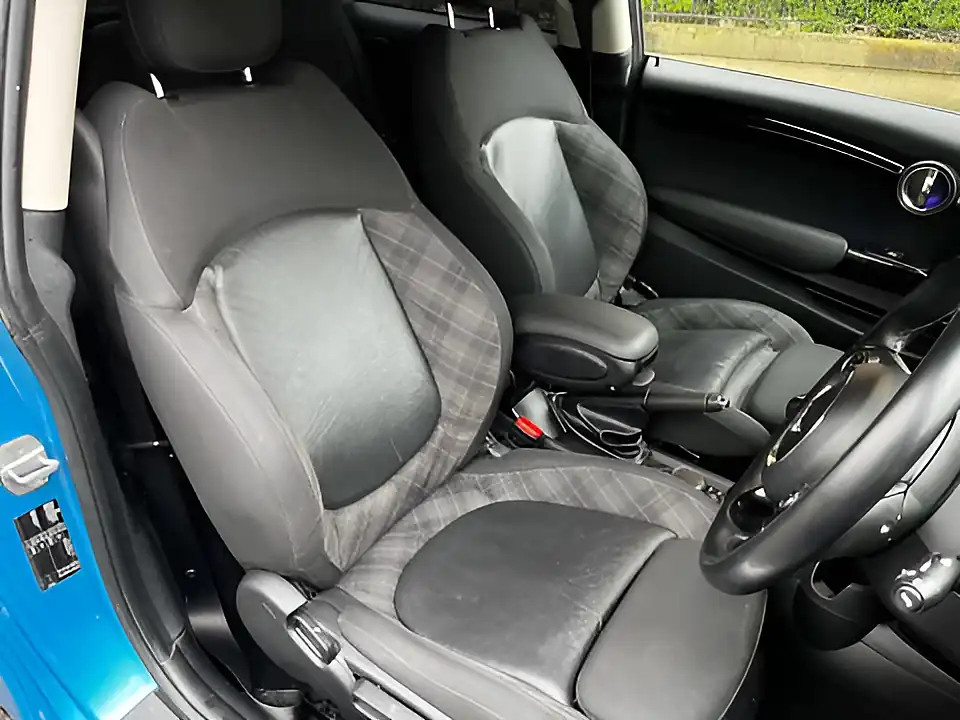 Used 2017 MINI Hatch Cooper S Electric Blue - Interior and Exterior details 8