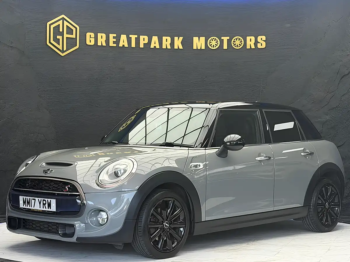 Used 2017 MINI Hatch Cooper S Grey - Front View