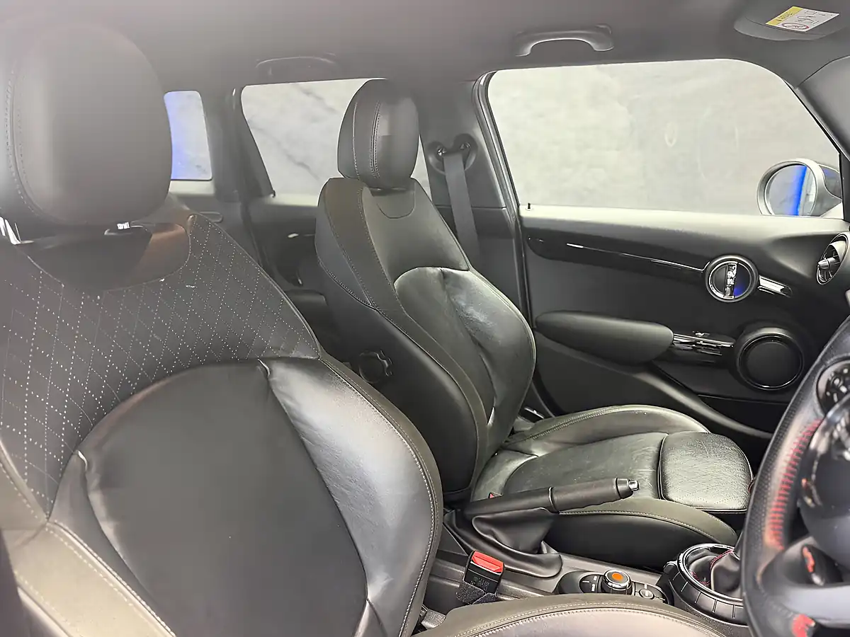 Used 2017 MINI Hatch Cooper S Grey - Interior and Exterior details 15