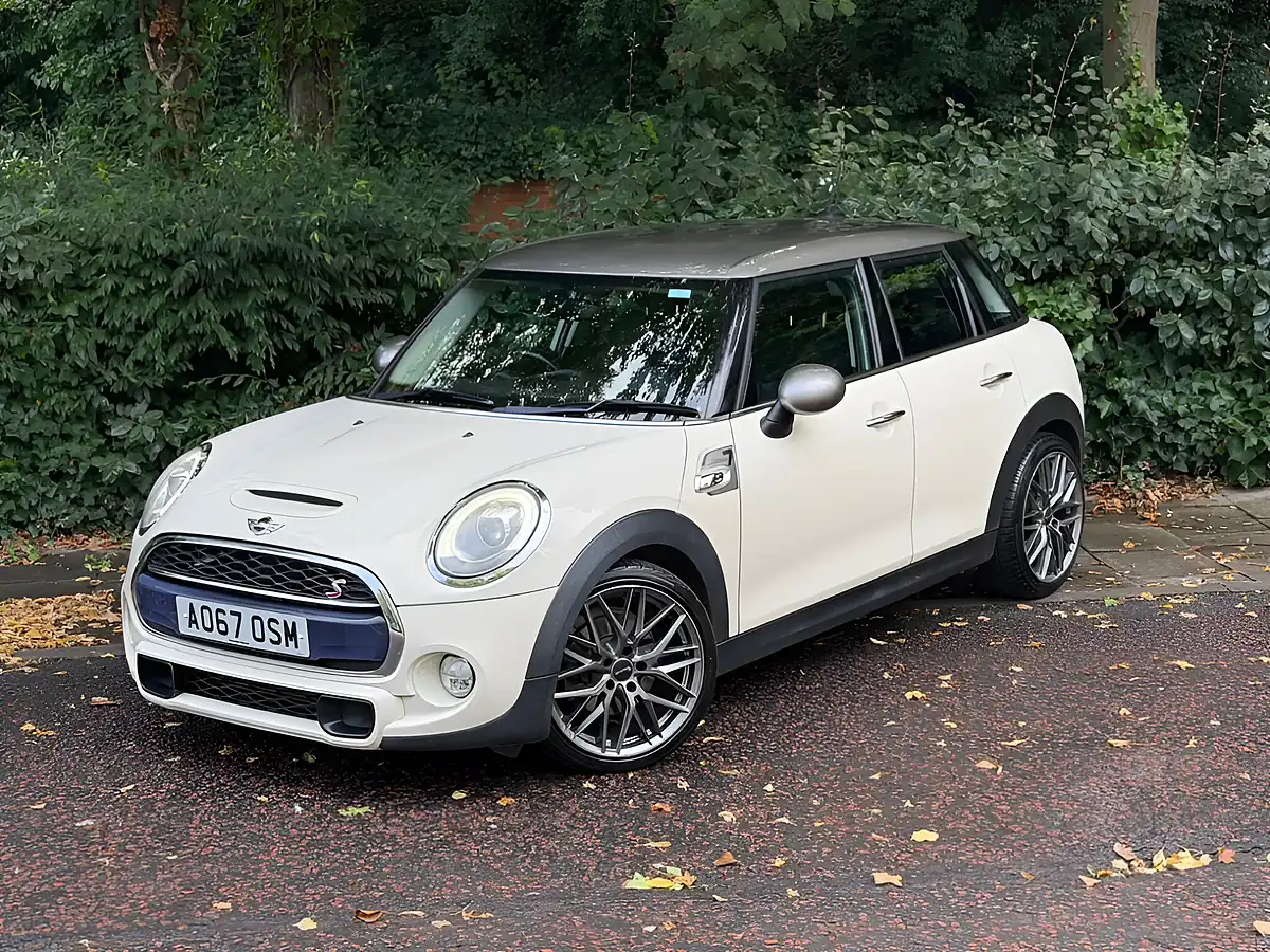 Used 2017 MINI Hatch Cooper S Seven White - Interior and Exterior details 8