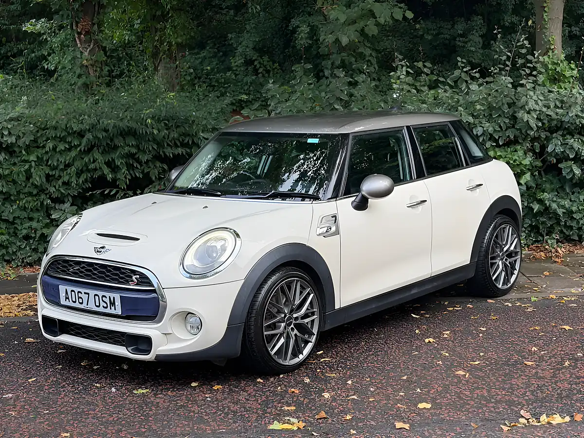 Used 2017 MINI Hatch Cooper S Seven White - Interior and Exterior details 9