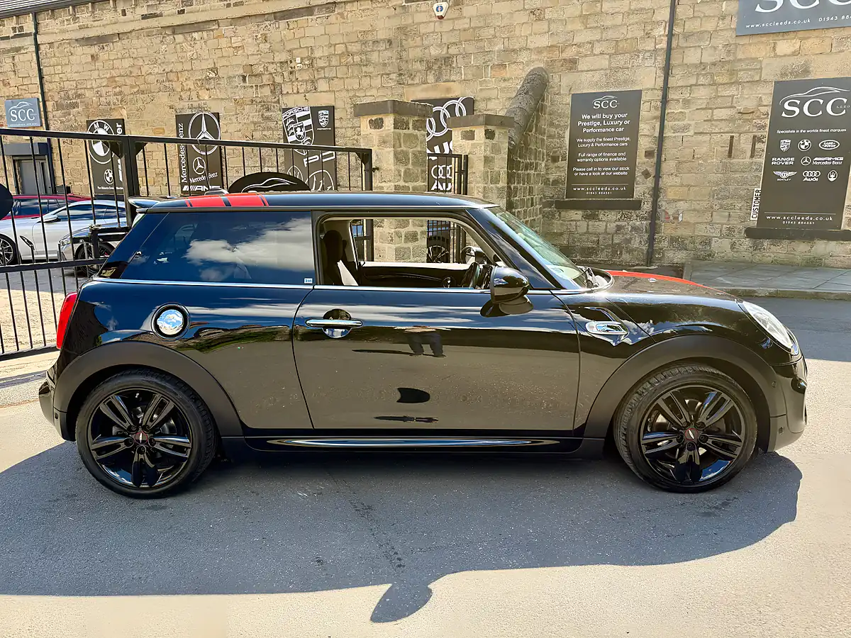 Used 2017 MINI Hatch Cooper S Works 210 Edition Midnight Black Metallic - Interior and Exterior details 10