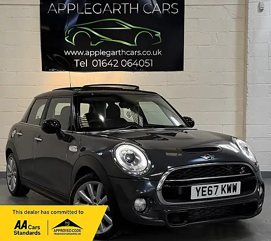 2017 MINI Hatch Cooper SD