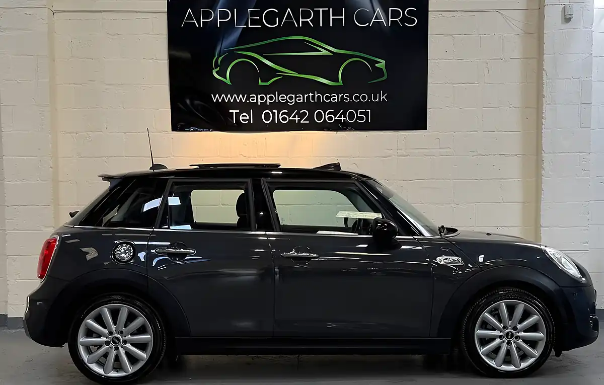 Used 2017 MINI Hatch Cooper Sd Grey - Interior and Exterior details 2