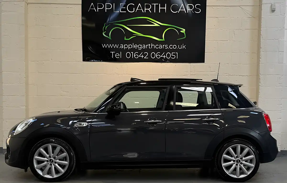 Used 2017 MINI Hatch Cooper Sd Grey - Interior and Exterior details 6