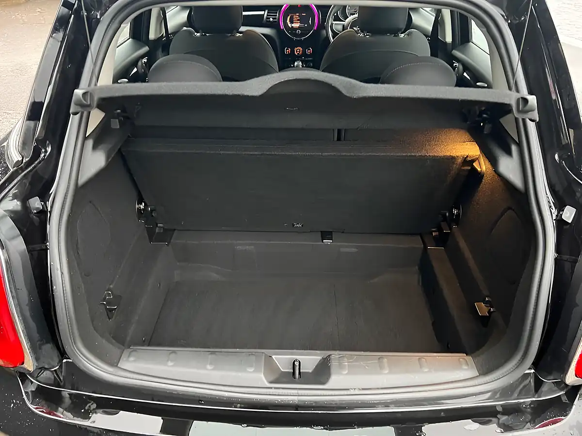Used 2017 MINI Hatch Cooper Seven Black - Interior and Exterior details 11