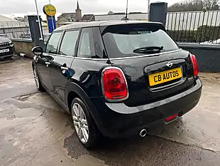 Used 2017 MINI Hatch Cooper Seven Black - Interior and Exterior details 6