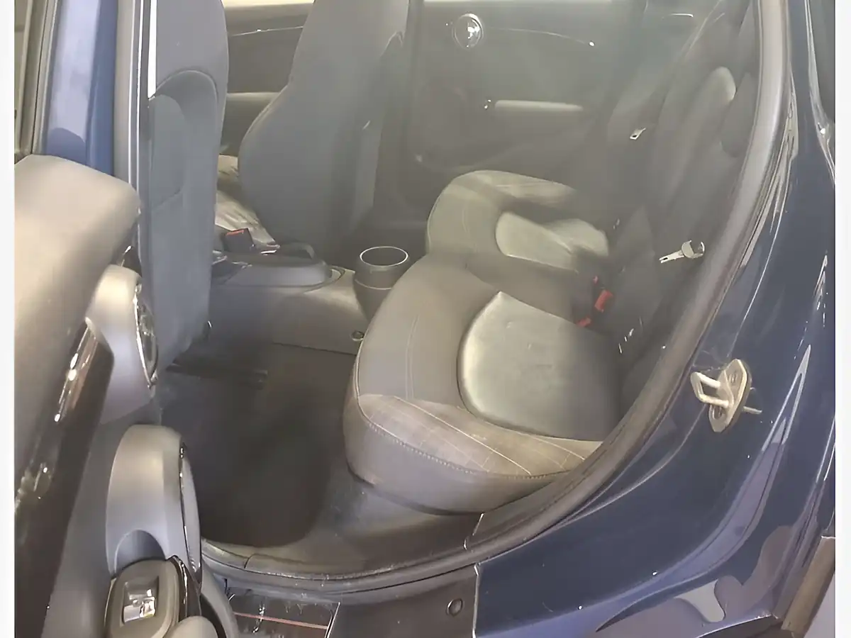 Used 2017 MINI Hatch Cooper Seven Blue - Interior and Exterior details 14