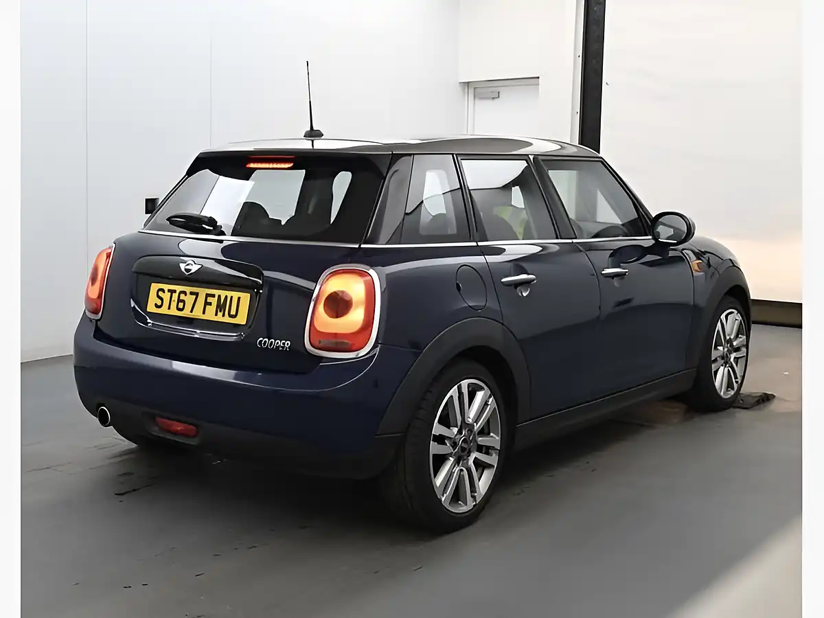 Used 2017 MINI Hatch Cooper Seven Blue - Interior and Exterior details 8