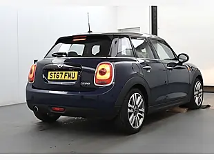 Used 2017 MINI Hatch Cooper Seven Blue - Interior and Exterior details 9